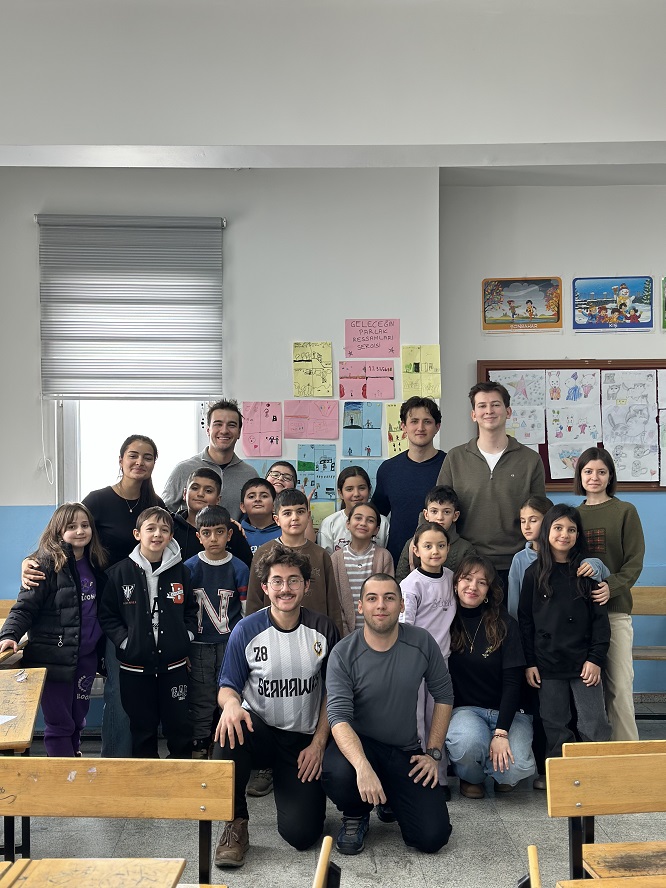 Üniversiteli Gönüllülerden Van’da “Kendini Keşfet” Buluşması