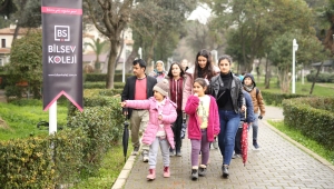 Bilsev Koleji Bursluluk Sınavı'na Yağmura Rağmen Yoğun Katılım