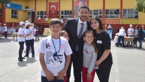 Necla Midilli Merkez Ortaokulu'nda Bilim Şenliği
