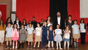 Çevreci Resimlere Ödülleri Verildi