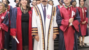 Genç turizm fakültesi üçüncü mezunlarını verdi