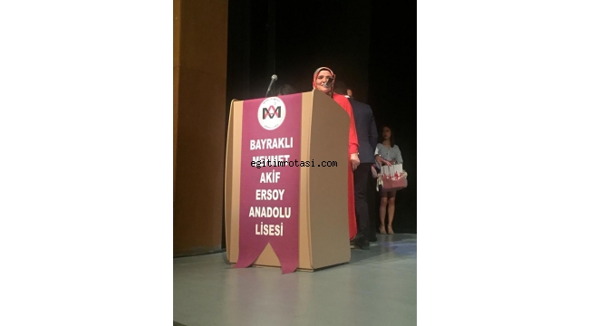 Mehmet Akif Ersoy Anadolu Lisesi Mezunlarını Uğurladı