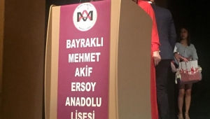 Mehmet Akif Ersoy Anadolu Lisesi Mezunlarını Uğurladı