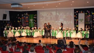 Uygar'lı Miniklerden Yıl Sonu Gösterisi