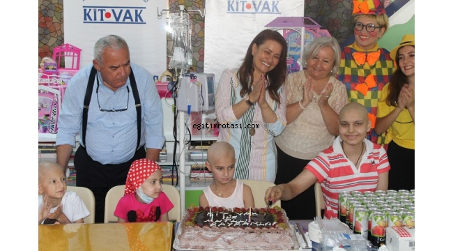 Kitvak Bu Bayramda da Çocukları Unutmadı.