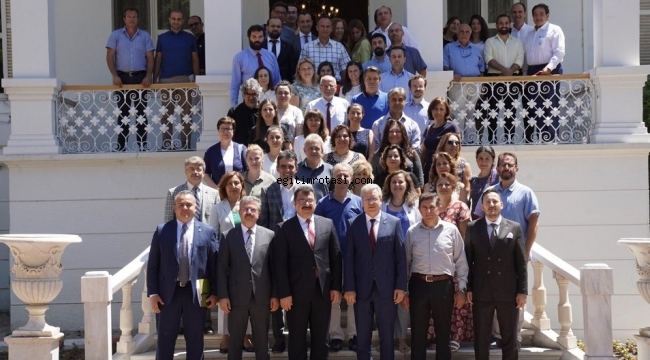 Rektör Budak, söz aldı