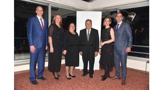 Çamlaraltı Ailesi Öğretmenler Günü Yemeğinde Buluştu