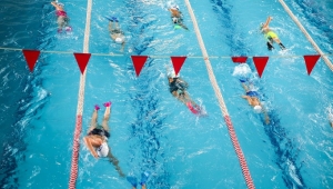 Bucanın minik yüzücüleri şampiyonaya hazırlanıyor