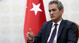 Bakan Özer, birim amirleri ve 81 il milli eğitim müdürü ile yüz yüze eğitimi değerlendirdi