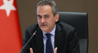 Bakan Özer: Eğitim sisteminin yüz yüze devam etmesinin milli güvenlik meselesi olduğu yönündeki irademizin arkasındayız