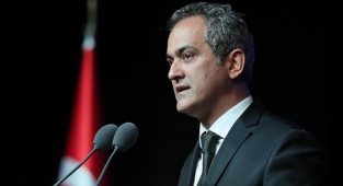 Milli Eğitim Bakanı ​Özer: Bugün itibariyle 1. doz aşısı olan öğretmen oranımız yüzde 93