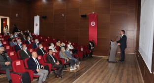 İzmir İl Milli Eğitim Müdürlüğü ile İzmir Yüksek Teknoloji Enstitüsü Arasında Değerlendirme Toplantısı Gerçekleştirildi