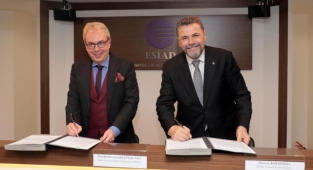 ESİAD ile İzmir Kavram Meslek Yüksekokulu işbirliği Öğrencilerin geleceği için birlikte çalışacaklar