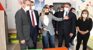 Bakan Özer, Tokat'ta Yapımı Devam Eden Eği̇ti̇m Kampüsleri̇nde İncelemelerde Bulundundu