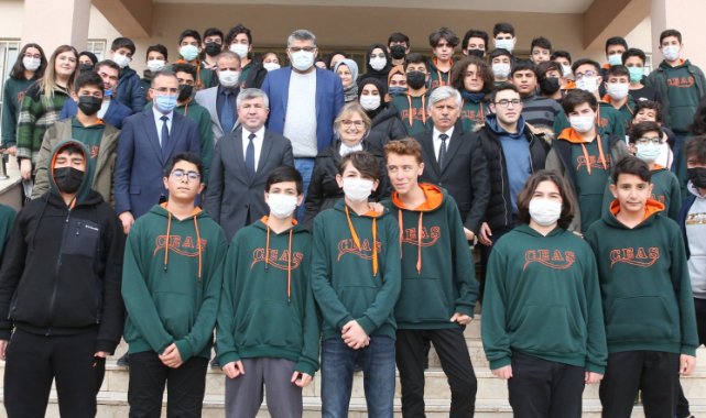 MEB Heyeti, Şanlıurfa'ya yapılacak 75 eğitim kurumu için kentte incelemelerde bulundu