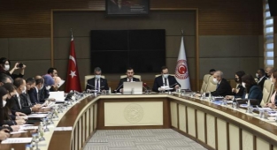 Öğretmenlik Meslek Kanunu Teklifi komisyonda kabul edildi