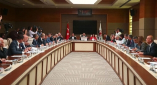 'Öğretmenlik Meslek Kanunu Teklifi'nin görüşmeleri komisyonda başladı