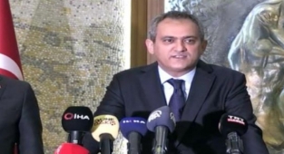 Bakan Özer, devam mecburiyeti olmayacak öğrencileri açıkladı