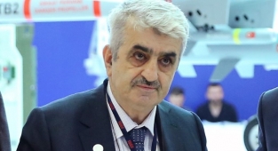 Havacılık ve Uzay Bilimleri Fakültesine milli SİHA'ların öncü ismi Özdemir Bayraktar'ın adı verildi