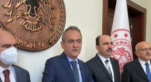 'Öğretmenlerin yüzde 75'i son 19 yılda eğitim sistemine kazandırıldı'