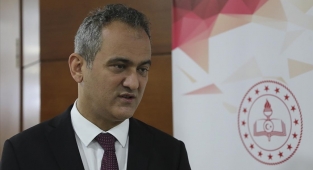 MEB işitme engelli öğrenciler için dijital eğitim platformu kurdu