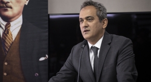 Milli Eğitim Bakanı Özer: Yüksek öğretimde kadınların okullaşma oranı 2022'de yüzde 48'in üzerine çıktı