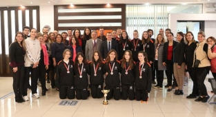 Rota Koleji Voleybol Takımı Türkiye 2.’si