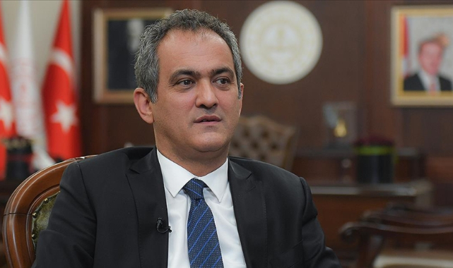 Bakan Özer: Atölyeler, kütüphaneler ve diğer etkinlik alanlarıyla okullar çok canlı mekanlara dönüşecek