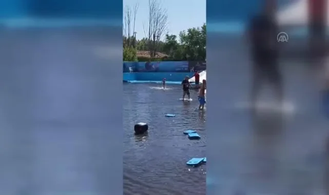 Fatih'te öğrencilerin içinde bulunduğu portatif havuz yırtıldı