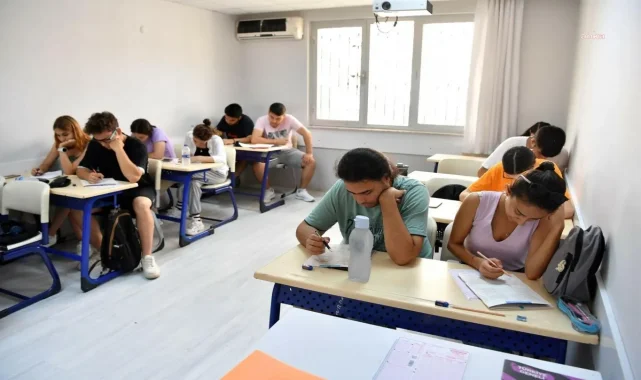 Konyaaltı'nda Ygs ve Lys Kurs Kayıtları Başladı