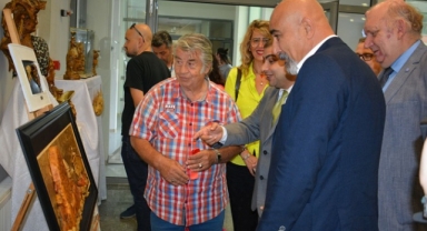 Su Ürünleri sanat eserine dönüştü