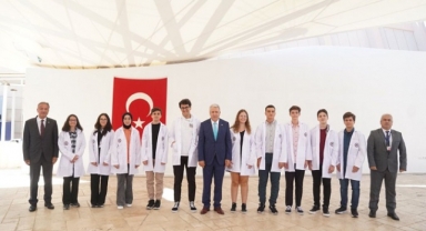 Budak, çiçeği burnunda Egelilerle bir araya geldi