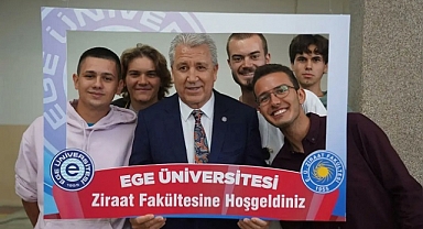 Ekinci, Rektör Prof. Dr. Budak'ı rol model alıyor