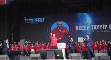 Rektör Budak, TEKNOFEST Karadeniz 2022 Ödül Törenine katıldı