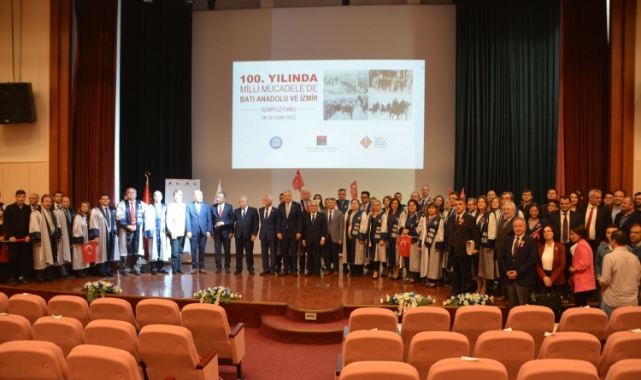 EÜ’de “100. Yılında Milli Mücadele’de Batı Anadolu ve İzmir Sempozyumu” düzenlendi