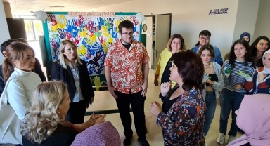 “Sağlık Elimizde: Güvenli Bakım İçin Ellerini Yıka”