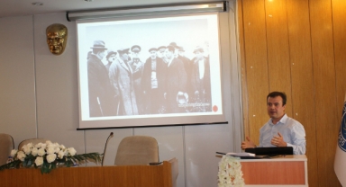 Ege’de “Atatürk Döneminde, Tarım ve Köylülük” konuşuldu