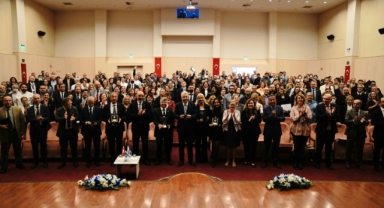 EÜ ödül getiren başarıyı ödüllendirdi!