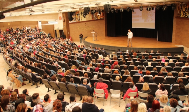 İzmir İl Milli Eğitim Müdürlüğünde etkinlikler hız kesmiyor!