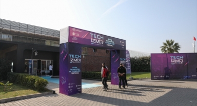 İzmir Teknoloji, Bilim ve İnovasyon Festivali kapılarını açtı