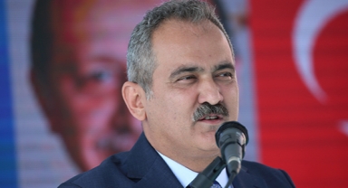 'Kız çocuklarının eğitim sorunları son 20 yılda kökten çözüldü'