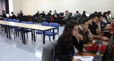 Milli yazılım 'Kovan' üniversitelerde ders oldu