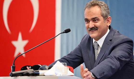 Bakan Özer: Her ay 1 milyon vatandaşa kapsamlı eğitimler vermeye başladık