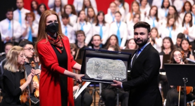 DEÜ'DE BESTELER İZMİR’İN 100. YILI İÇİN YARIŞTI