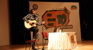 Ege Mizah Fest birbirinden ünlü isimleri ağırladı
