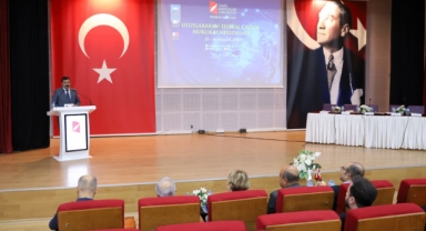 İKÇÜ’de Uluslararası Dijital Çağda Hukuk Sempozyumu