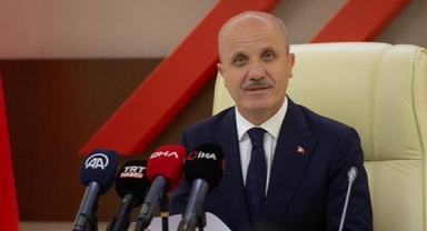 'Kendi dilini kullanmayan üniversitelerin dünyaya söz söyleme imkanı olmayacak'