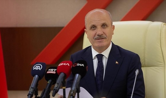 'Kendi dilini kullanmayan üniversitelerin dünyaya söz söyleme imkanı olmayacak'