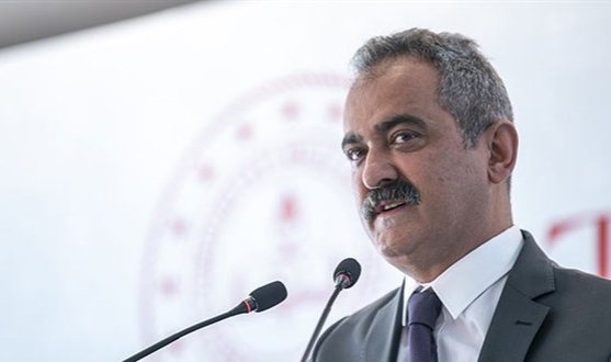 Milli Eğitim Bakanı Özer'den 'eğitimde dijitalleşme' açıklaması