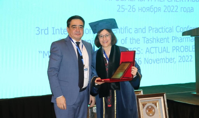 Taşkent Eczacılık Enstitüsünden, Prof. Dr. Gürer Orhan’a “Onursal Profesörlük Unvanı”